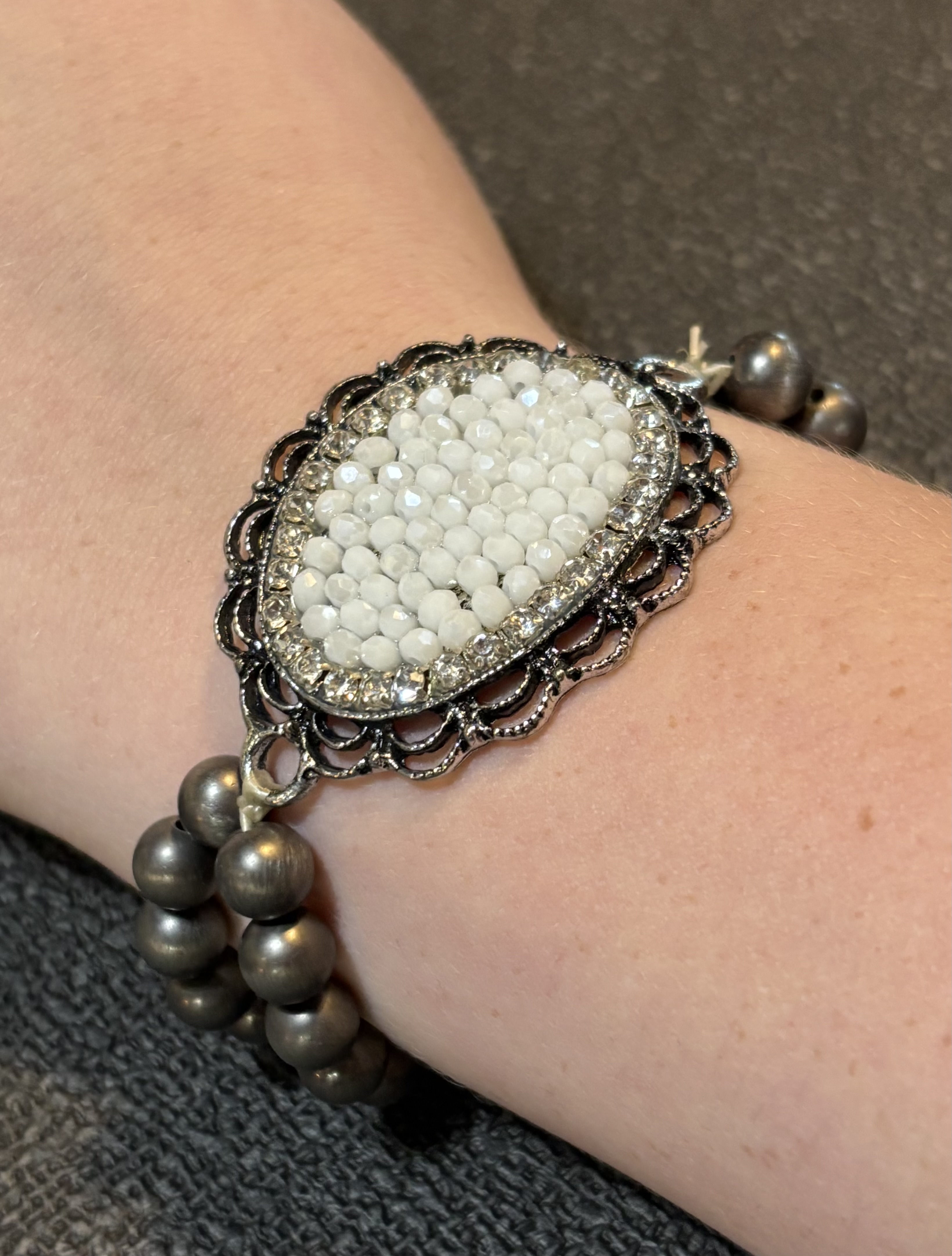 Silver Pendant Bracelet